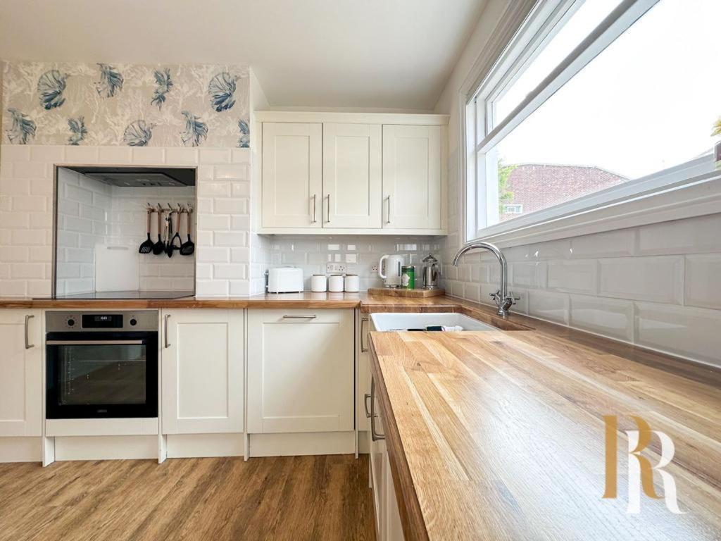 Fisherman'S Cottage - Harwich Breaks - Brand New - Long Stays Available Great Prices - Get In Touch For All Bookings - Cottage In Harwich - Beach Stay Exterior photo